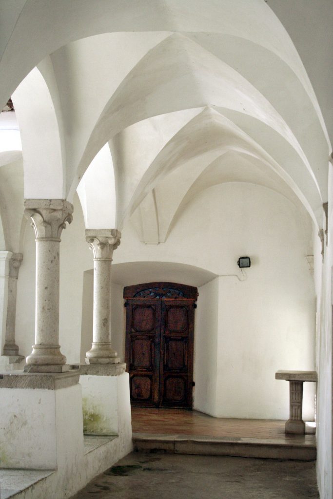 la Certosa di San Lorenzo aperta a Pasqua e  Luned dell’Angelo