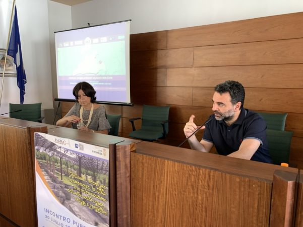 ATRIPALDA (AV) Abellinum: presentati i risultati dei lavori del primo anno della convenzione sottoscritta tra Comune, Soprintendenza e Universit. Un parco archeologico innovativo che torni ad essere vivo diventando patrimonio storico e ambientale…
