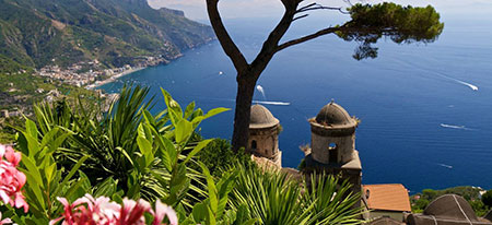 Ravello protagonista al Tg Itinerante della Rai Campania. Domani, sabato 13 ottobre, nell’edizione del tg3 delle ore 14.00 collegamento in diretta dal Giardino del Vescovo.