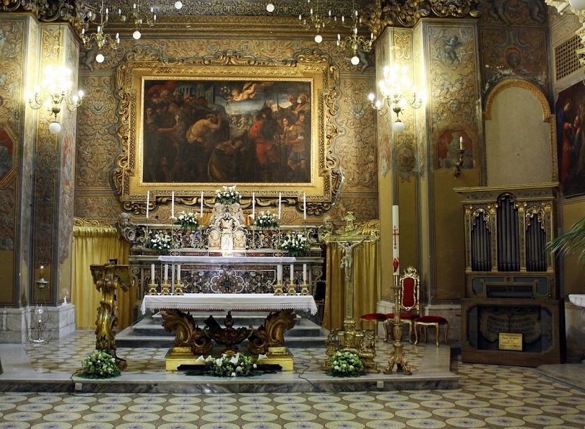 SALERNO – Chiesa di San Giorgio. Altare maggiore #laculturanonsiferma