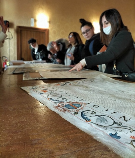SALERNO – Stamane, primo incontro didattico del ciclo “Sulle tracce della Scuola Medica Salernitana”