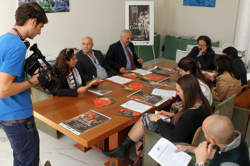 SALERNO – Presentato a Palazzo Ruggi il catalogo di  STORIE CERTOSINE.  La mostra  stata inaugurata il 2 agosto u.s. alla Certosa di San Lorenzo a Padula. Tre mesi di apertura e 25 mila visitatori.